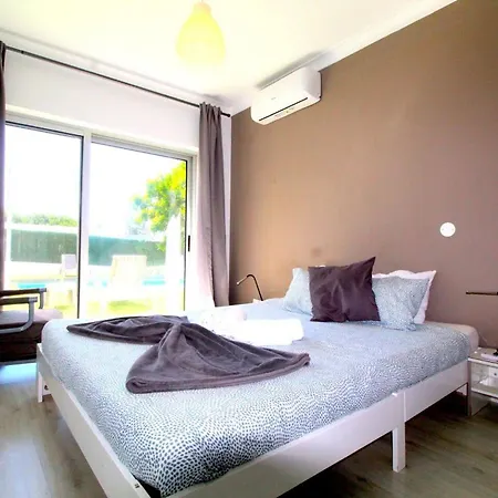 Вилла 5 Bedrooms With Shared Pool Jacuzzi And Terrace At Setubal *